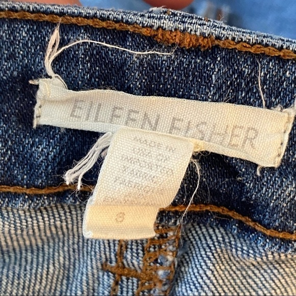 Eileen Fisher Straight Leg Organic Cotton Stretch Jeans, size 8 - Picture 10 of 10